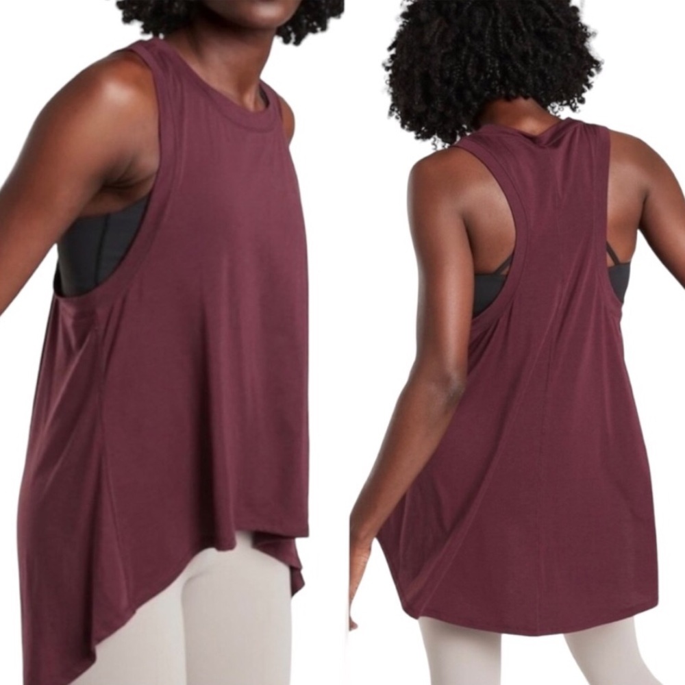 •Athleta Essence Relaxed High Low Tank•